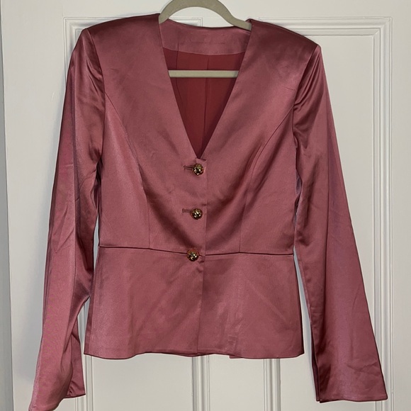 Favorite daughter the classy top - Picture 3 of 6